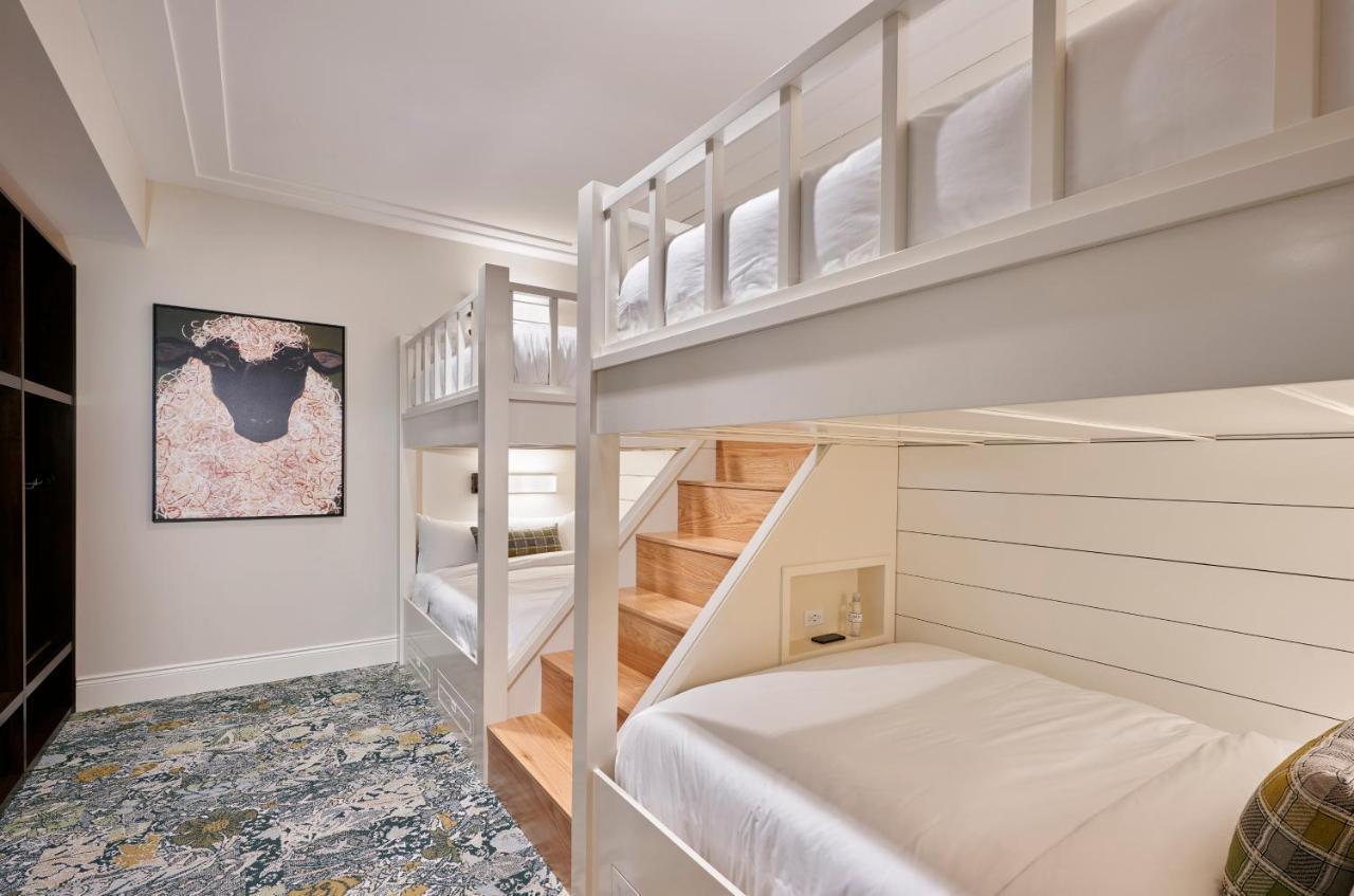 The Inn At Meadowbrook Overland Park Bagian luar foto