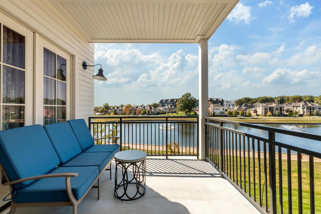 The Inn At Meadowbrook Overland Park Bagian luar foto